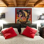 Savelli Apartment